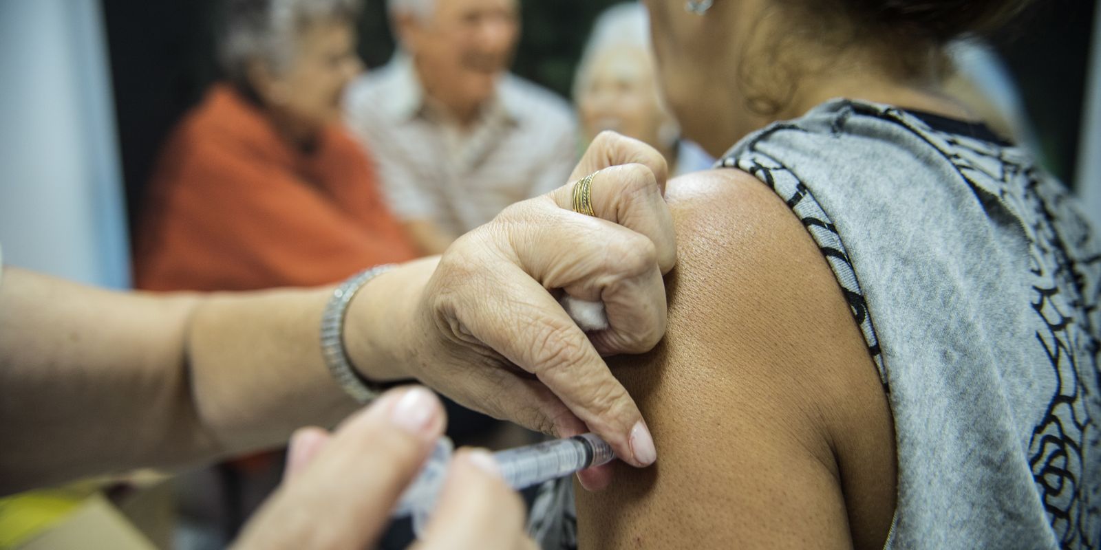 Idosos são os mais atingidos por infecções do vírus da gripe