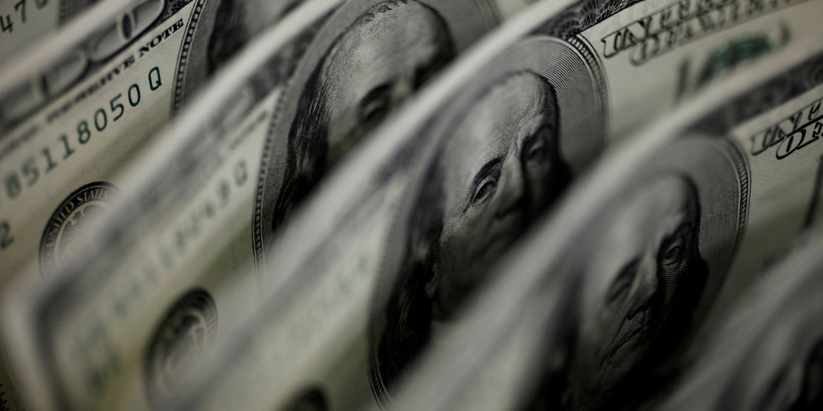 Tesouro capta US$ 2,75 bi no exterior com maior demanda em sete anos