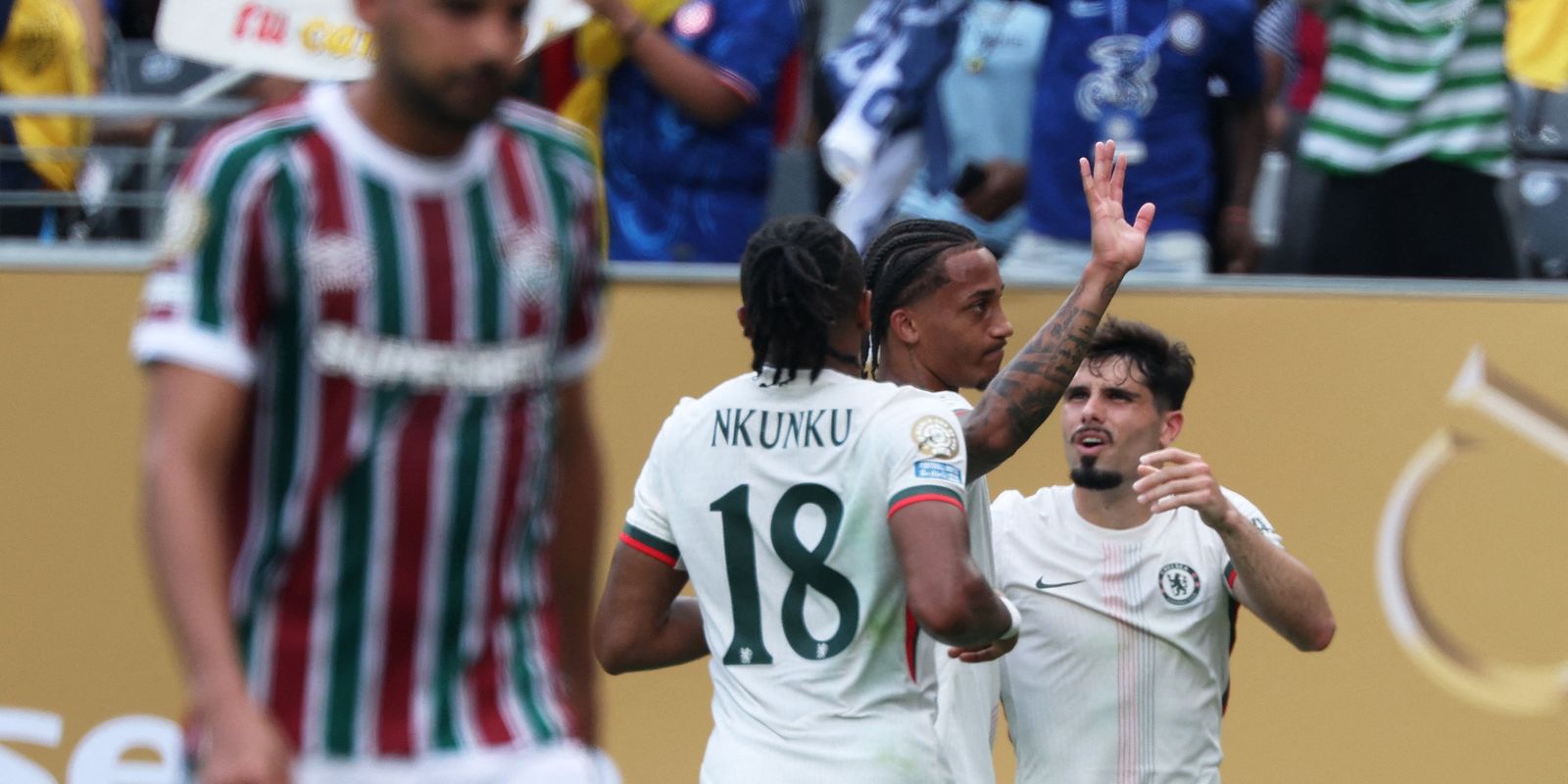 João Pedro marca dois e tira Fluminense da Copa do Mundo de Clubes
