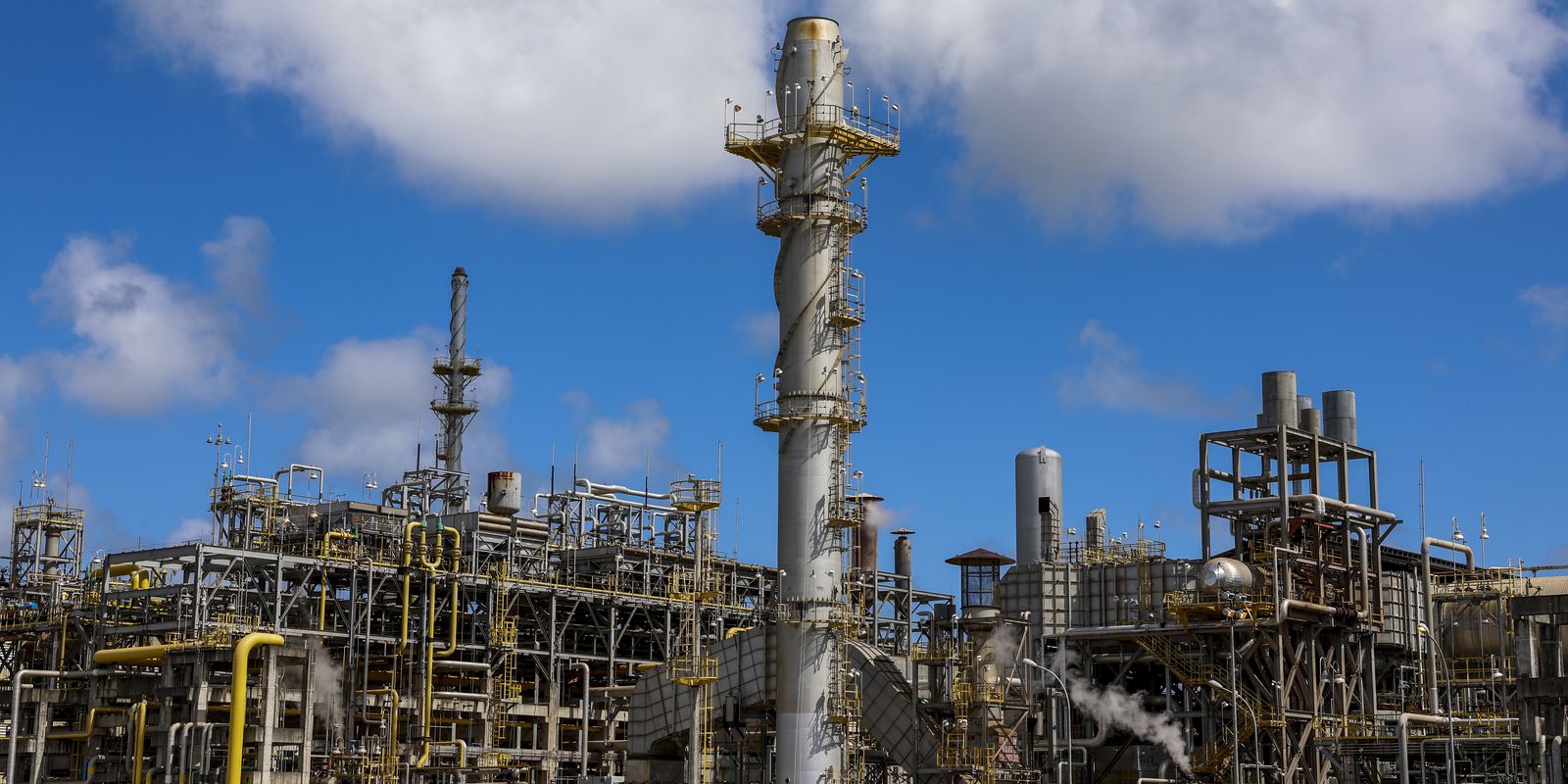 Petrobras renova contratos de quase R$ 100 bi com a Braskem