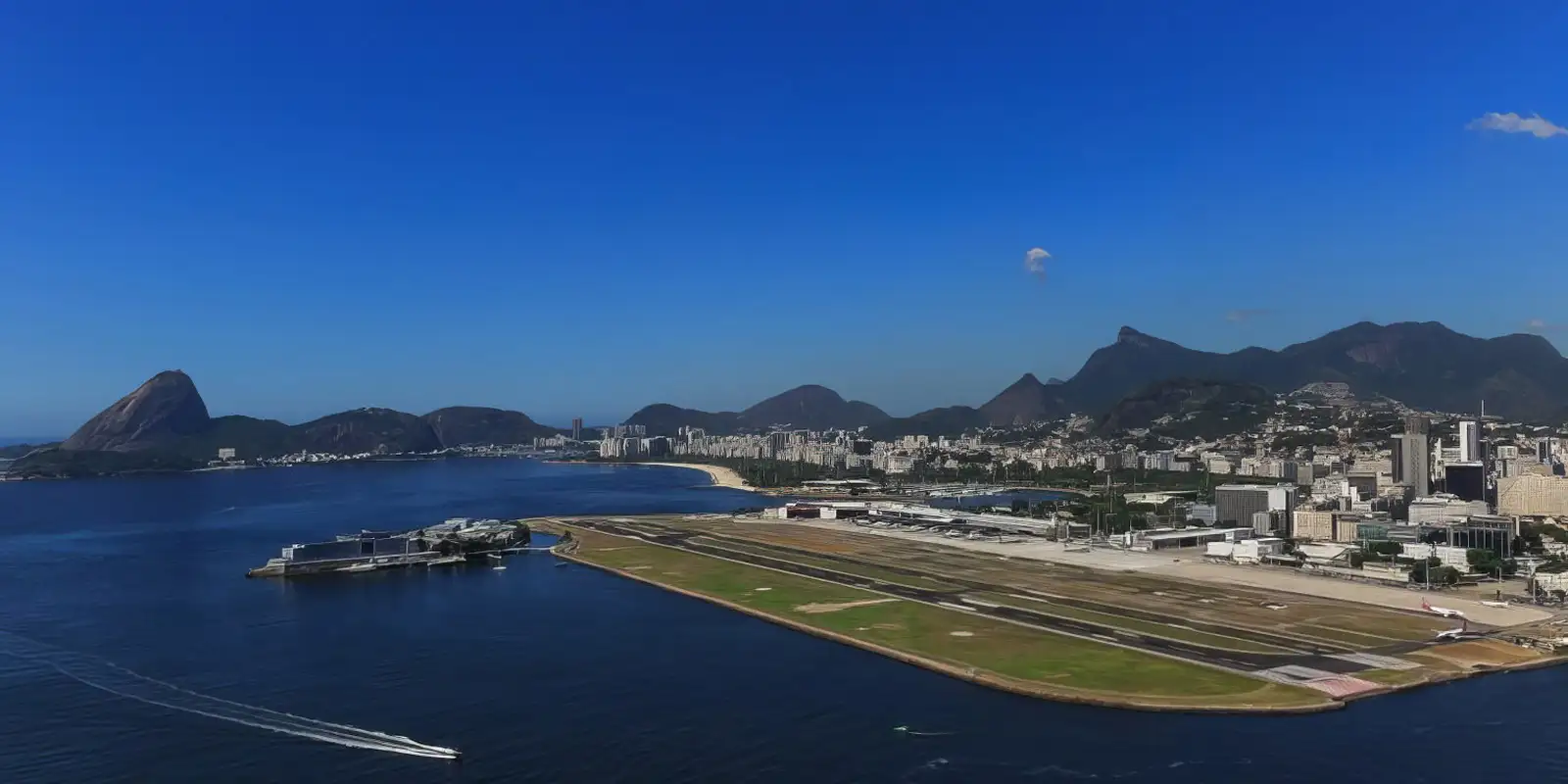 Voos no Santos Dumont serão ampliados em 2026, diz ministro
