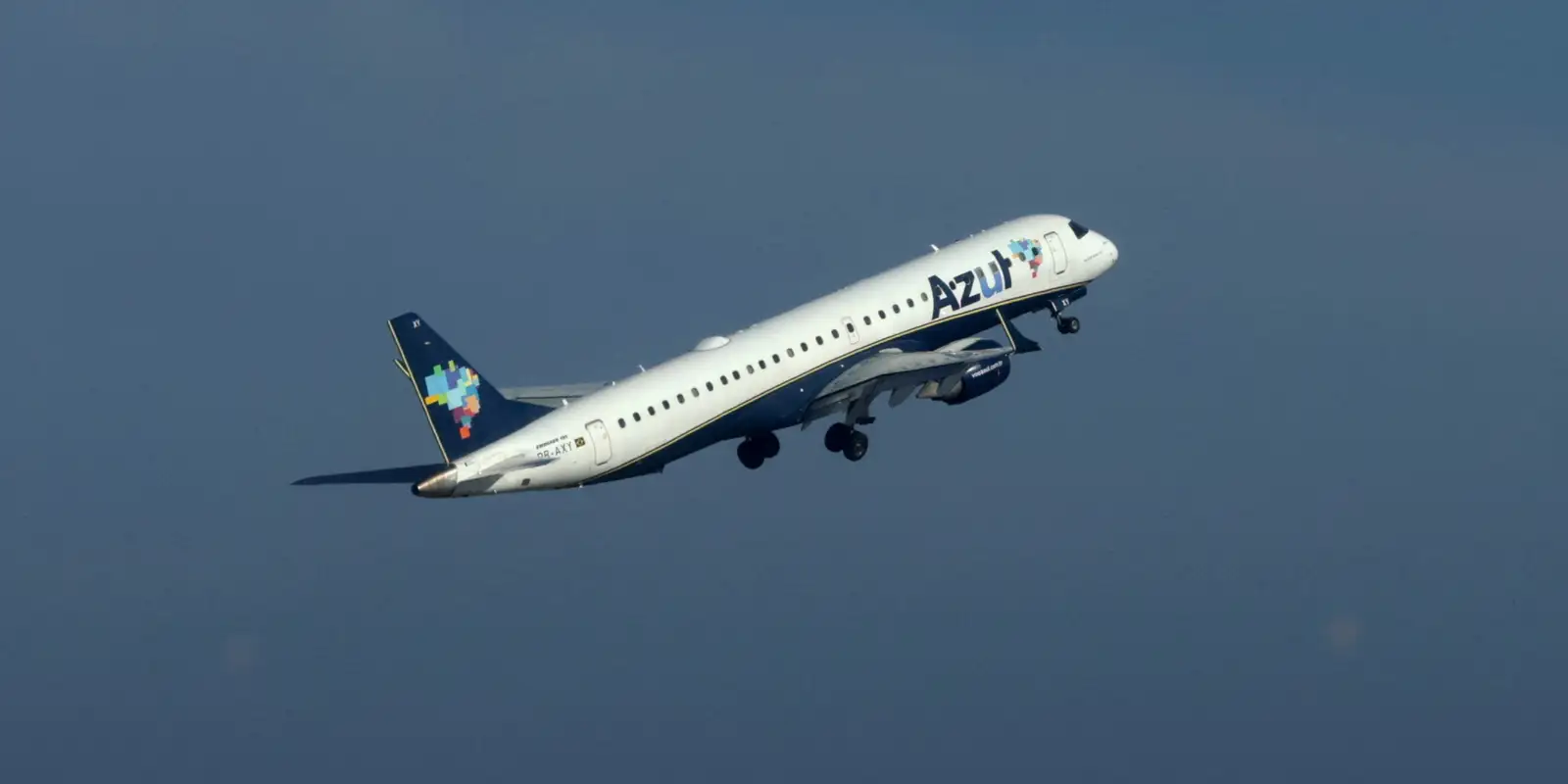 Azul fecha acordo de US$ 200 milhões com American e United Airlines